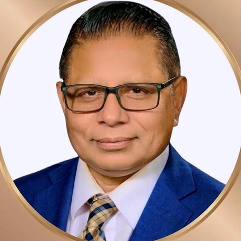 Alim Abdul, course instructor